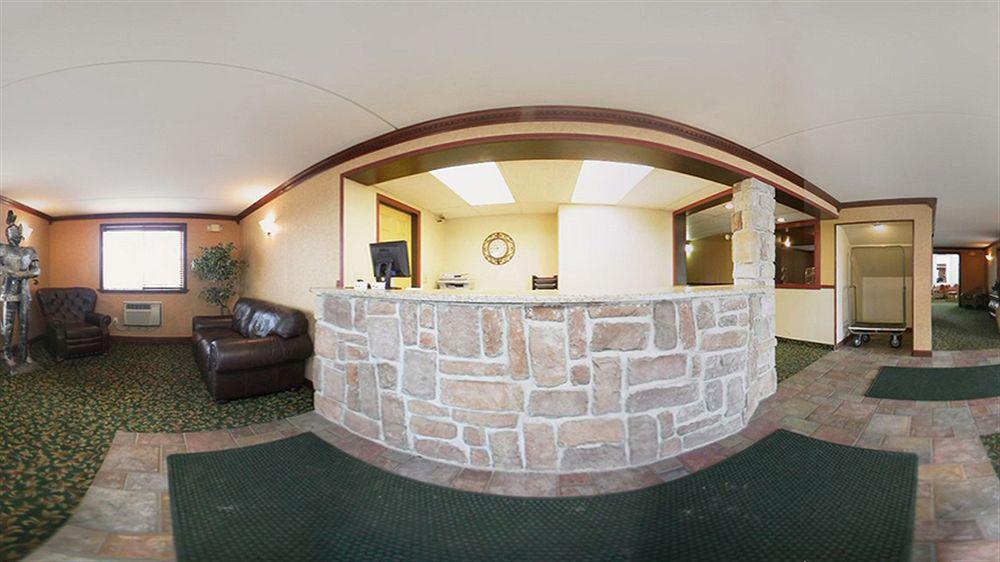 Knights Inn And Suites - Grand Forks Exterior photo