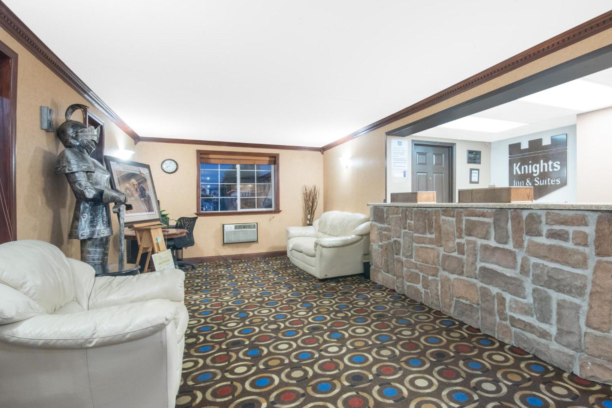 Knights Inn And Suites - Grand Forks Exterior photo